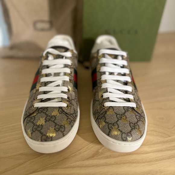 Gucci Women’s Ace Supreme Bees - Picture 6 of 9